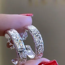 Argola Média Com Efeito M