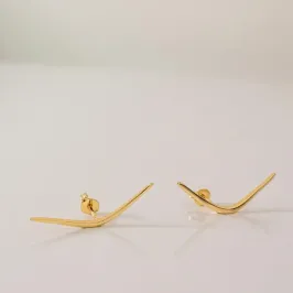 Brinco Ear Cuff com Design de Bumerangue Banhado a Ouro 18k
