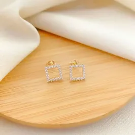 Brinco Quadrado Vazado