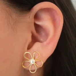 Brinco Flor 5 Pétalas