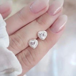 Brinco Coraçao Rubi