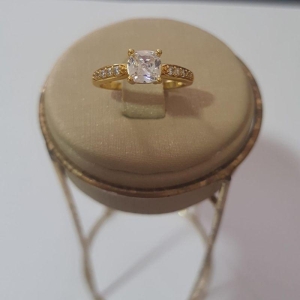 Anel Moissanite