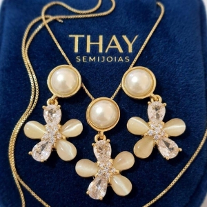 Conjunto Rosas