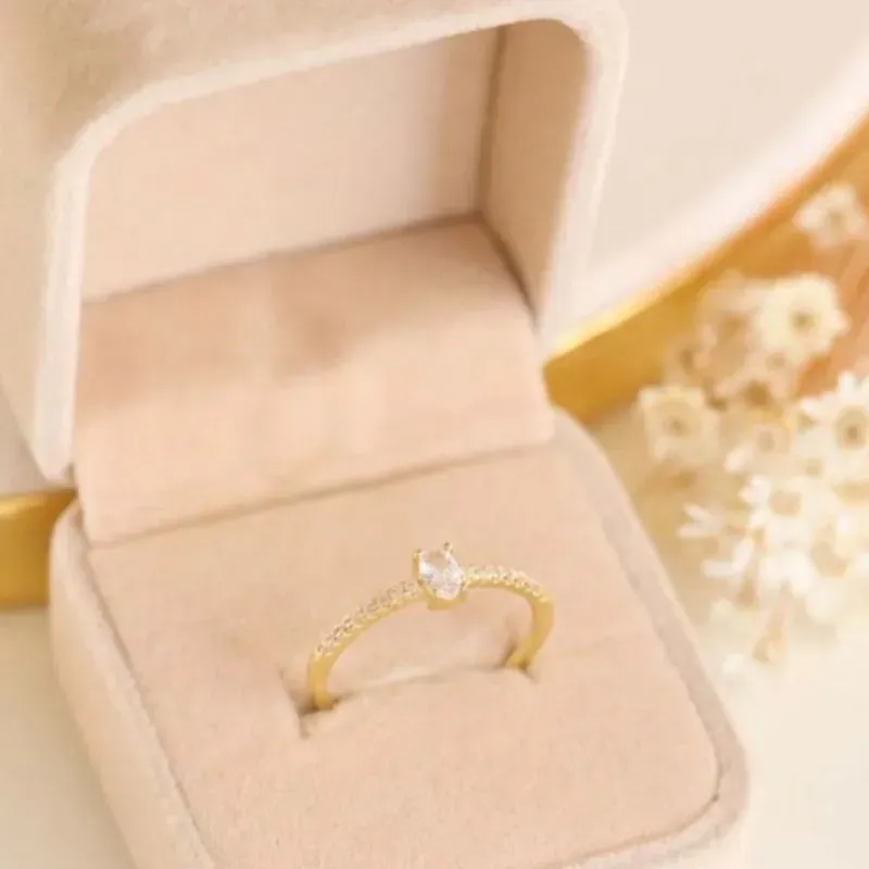 Anel Moissanite