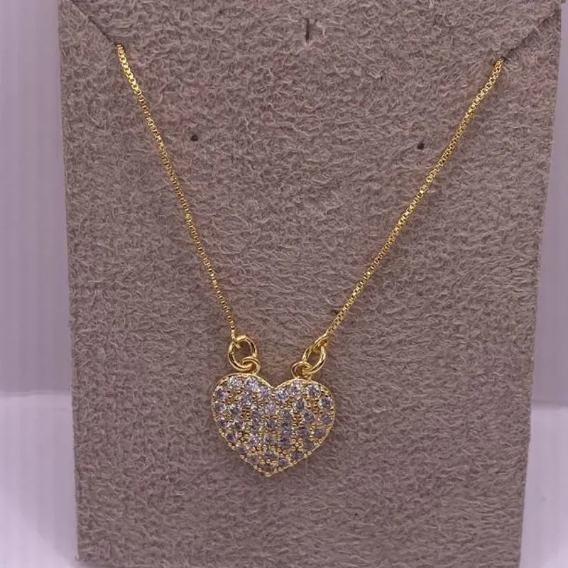 Colar coração delicado zircônia