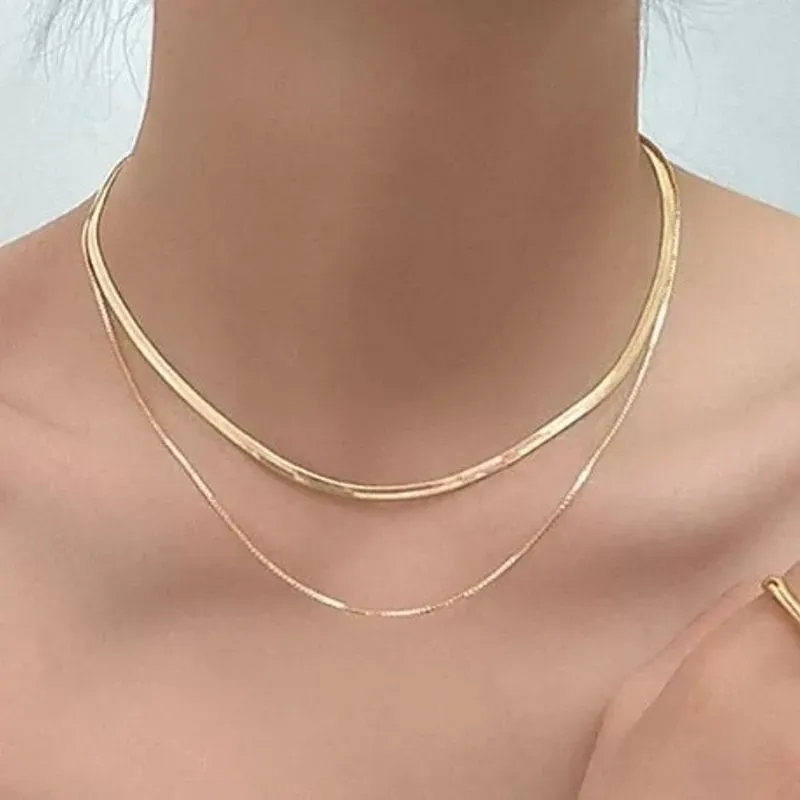 Colar Duplo Fita Com Veneziana