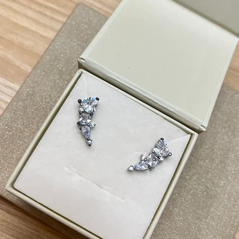 Ear Cuff Coração