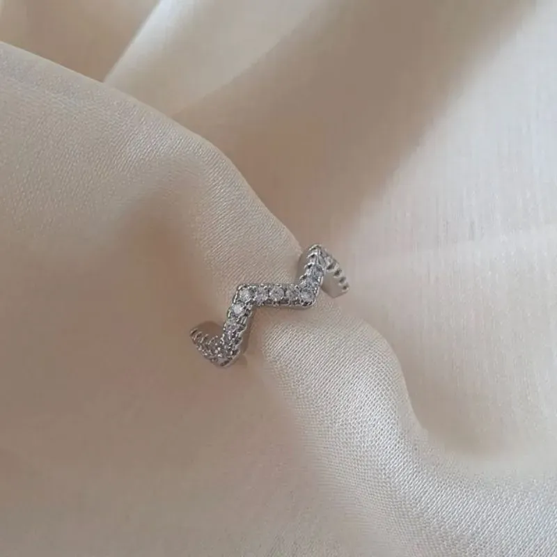 Piercing Fake Zigzag