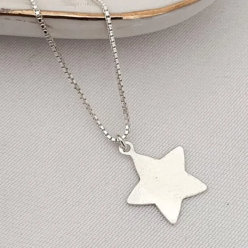 Colar Estrelinha