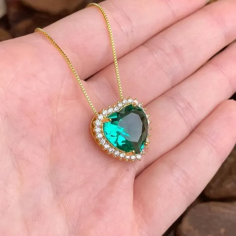 Colar Pedra Verde