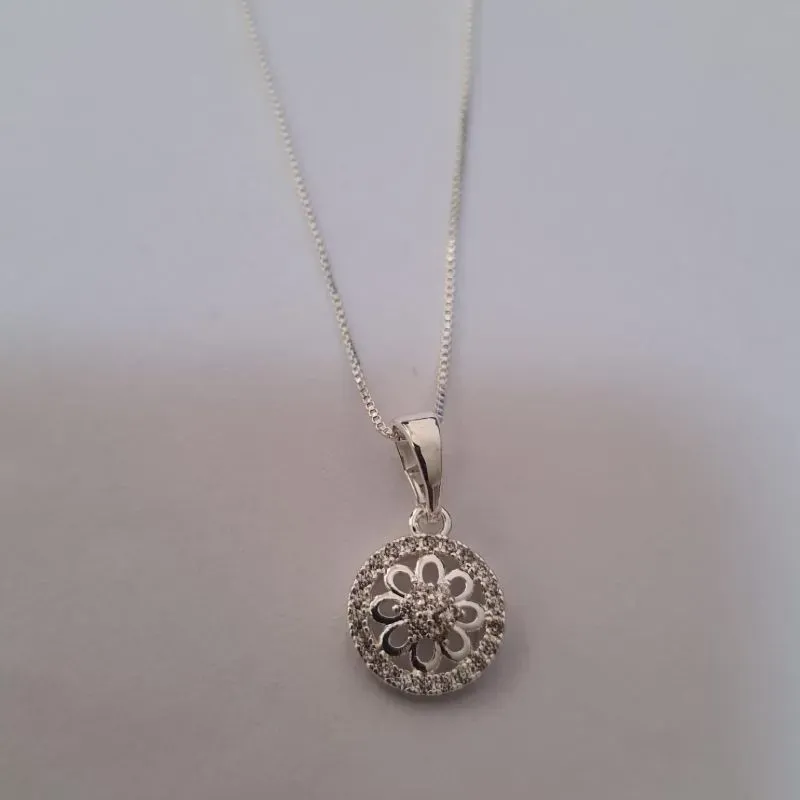 Colar Esfera Floral