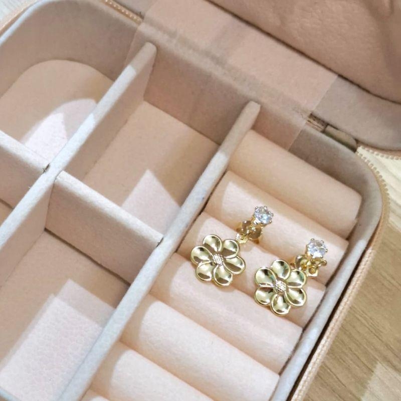 Brinco Flor de Lótus