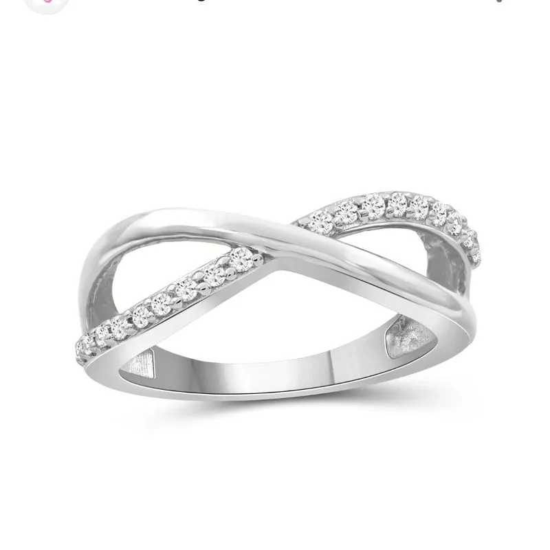 Anel Infinito com Diamante Branco