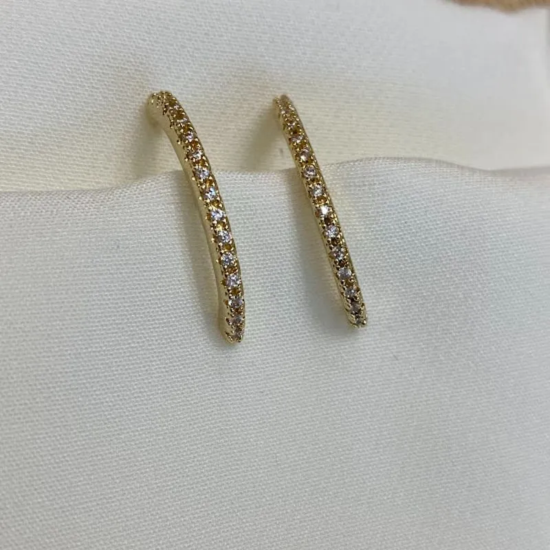 Brinco Earcuf Zircônia Fino