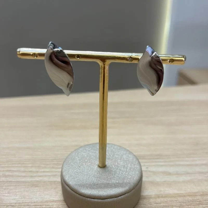 Brinco Orgânico Minimalista