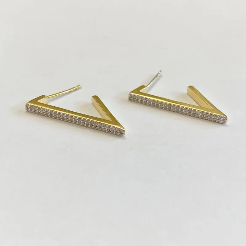 Brinco Triangulo Elegância