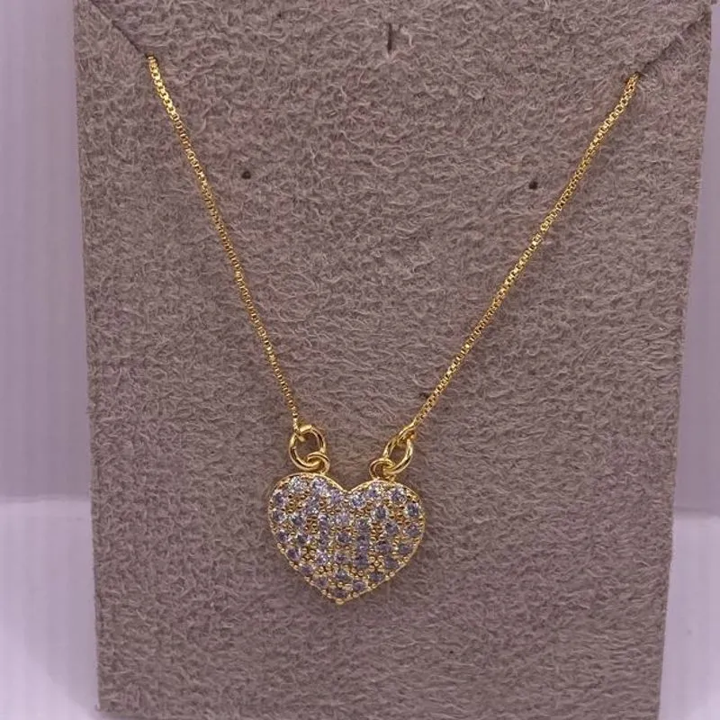 Colar coração delicado zircônia