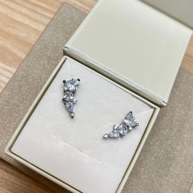 Ear Cuff Coração