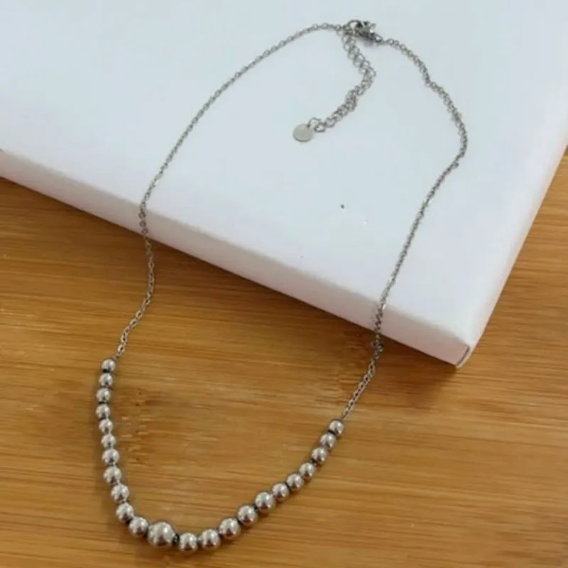 Choker Boleada