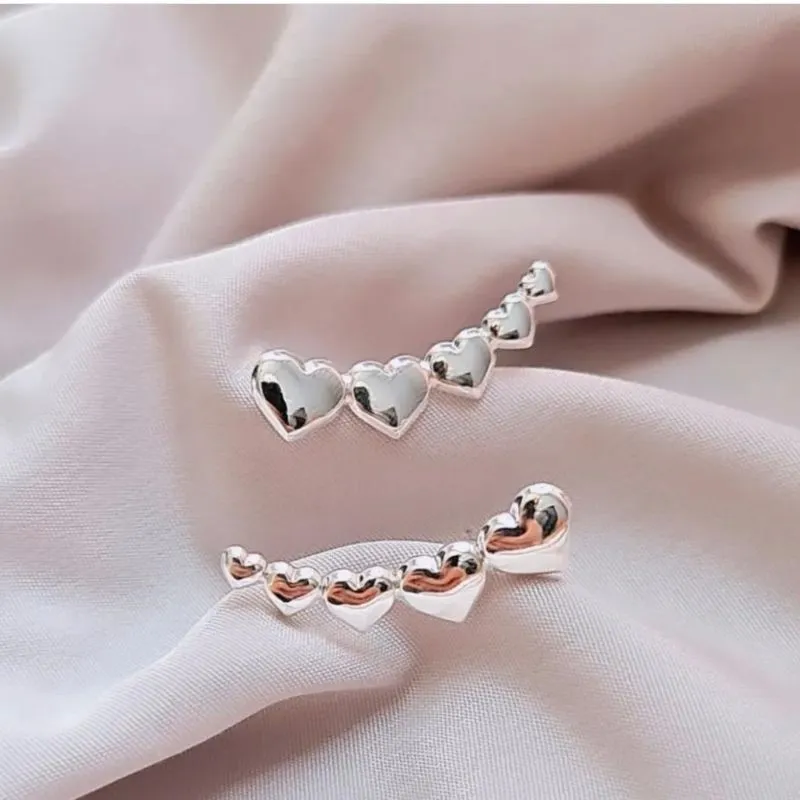Ear Cuff Corações