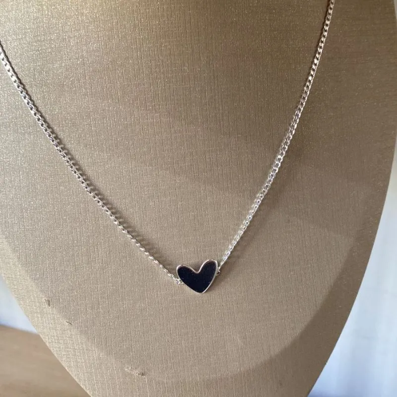 Colar Feminino Elegante