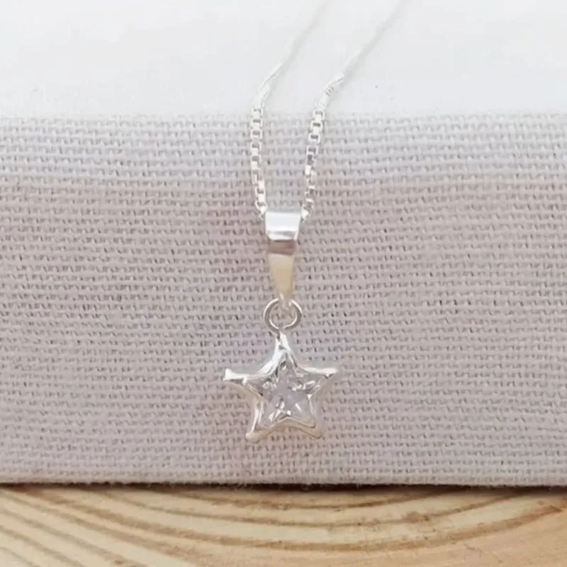Colar Ponto De Luz Estrela