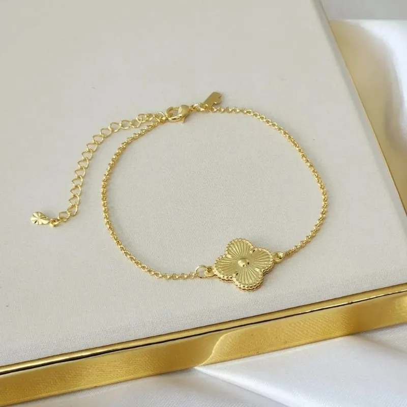 Pulseira Trevo Dourado