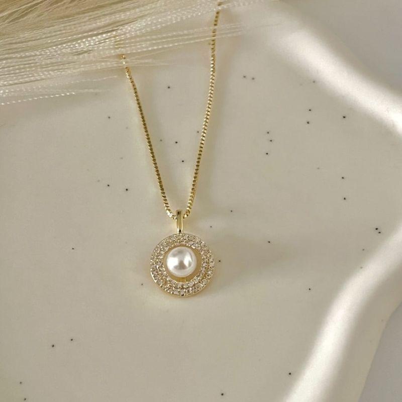 Colar Pérolas Amora