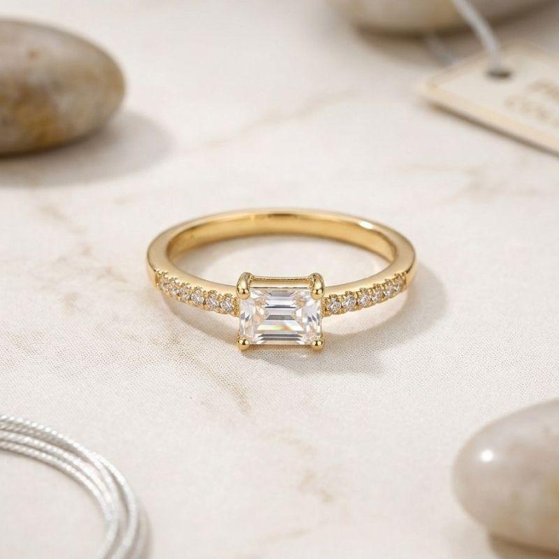 Anel solitário quadrado